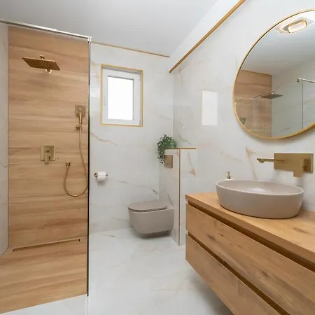 Penthouse Golden View With Private Jacuzzi And 100m2 Terrace - Makarska Exklusiv Apartamento